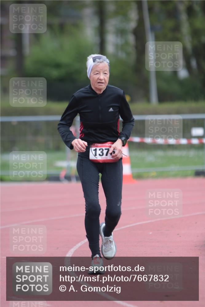 13.04.2025 - Hammer Lauf A. Gomolzig http://msf.ph/oto/7667832 13.04.2025 13:20:20 Ziel 3, 1376 meine-sportfotos.de