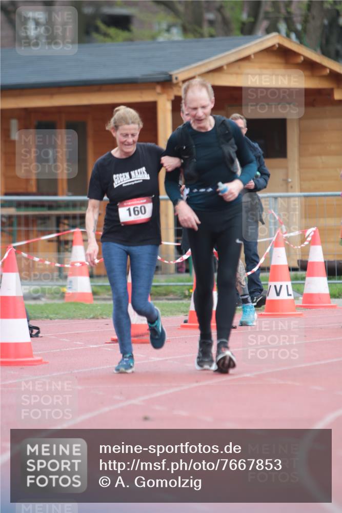 13.04.2025 - Hammer Lauf A. Gomolzig http://msf.ph/oto/7667853 13.04.2025 13:21:04 Ziel 160, 604 meine-sportfotos.de