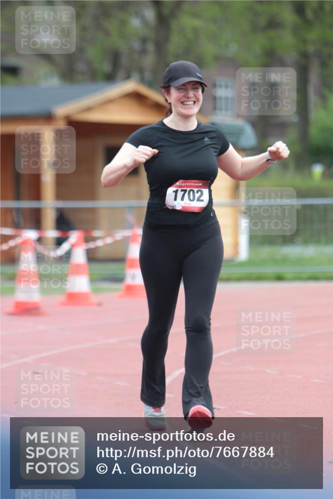 13.04.2025 - Hammer Lauf A. Gomolzig http://msf.ph/oto/7667884 13.04.2025 13:26:19 Ziel 1702 meine-sportfotos.de