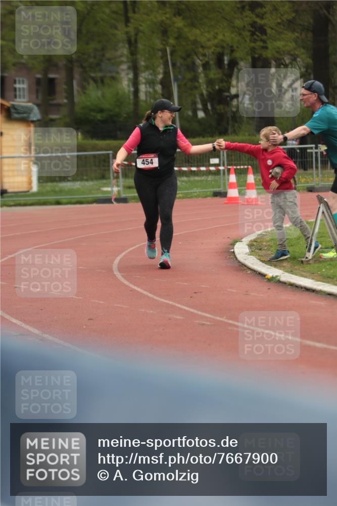 13.04.2025 - Hammer Lauf A. Gomolzig http://msf.ph/oto/7667900 13.04.2025 13:27:54 Ziel 454 meine-sportfotos.de