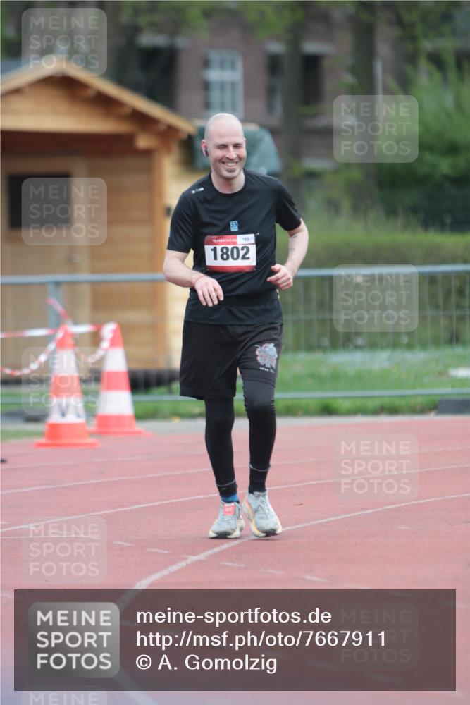 13.04.2025 - Hammer Lauf A. Gomolzig http://msf.ph/oto/7667911 13.04.2025 13:28:07 Ziel 1802 meine-sportfotos.de