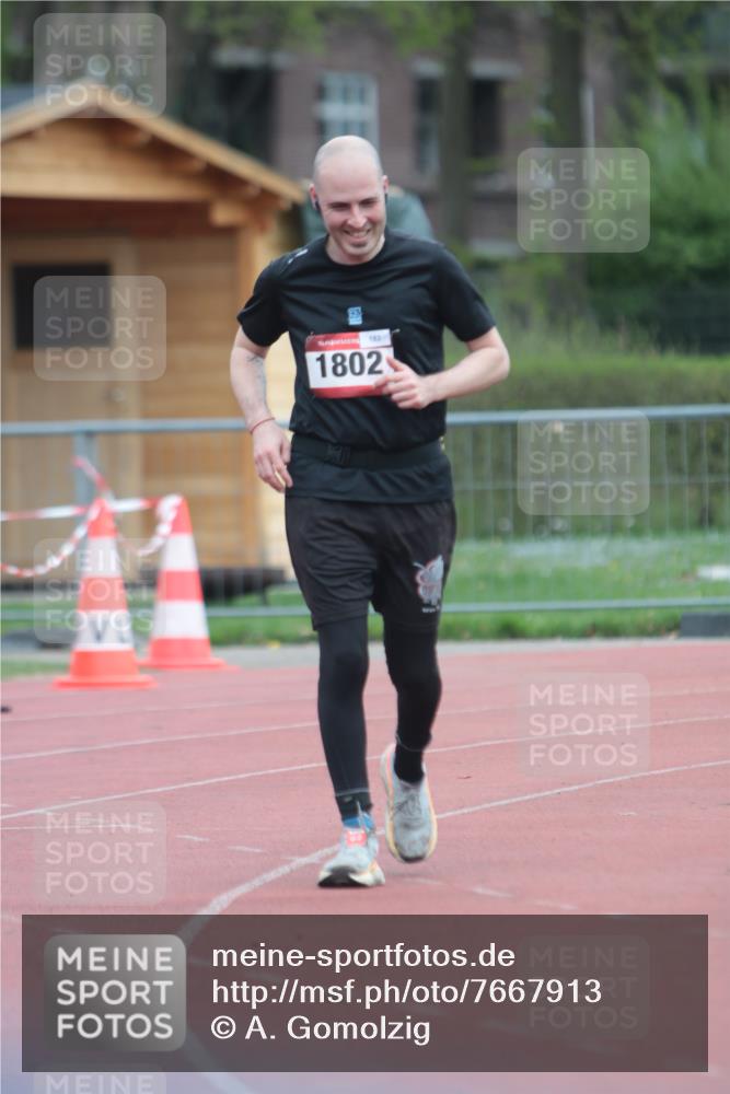 13.04.2025 - Hammer Lauf A. Gomolzig http://msf.ph/oto/7667913 13.04.2025 13:28:09 Ziel 1802 meine-sportfotos.de