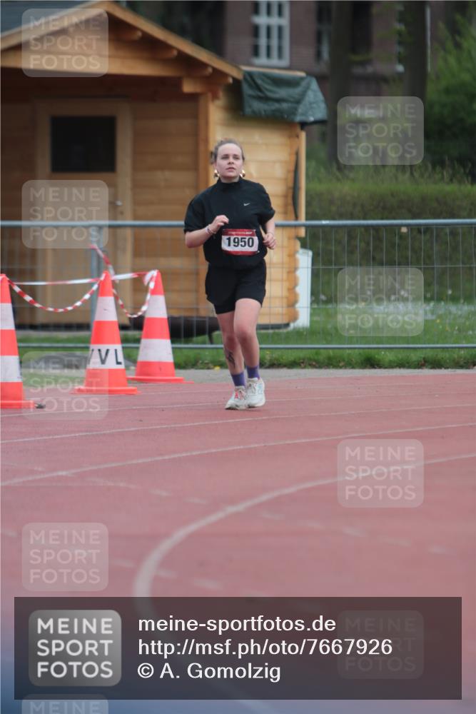 13.04.2025 - Hammer Lauf A. Gomolzig http://msf.ph/oto/7667926 13.04.2025 13:31:01 Ziel 1950 meine-sportfotos.de