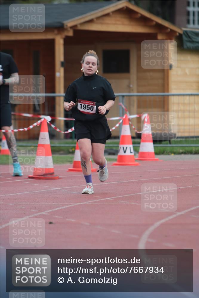 13.04.2025 - Hammer Lauf A. Gomolzig http://msf.ph/oto/7667934 13.04.2025 13:31:04 Ziel 1950 meine-sportfotos.de