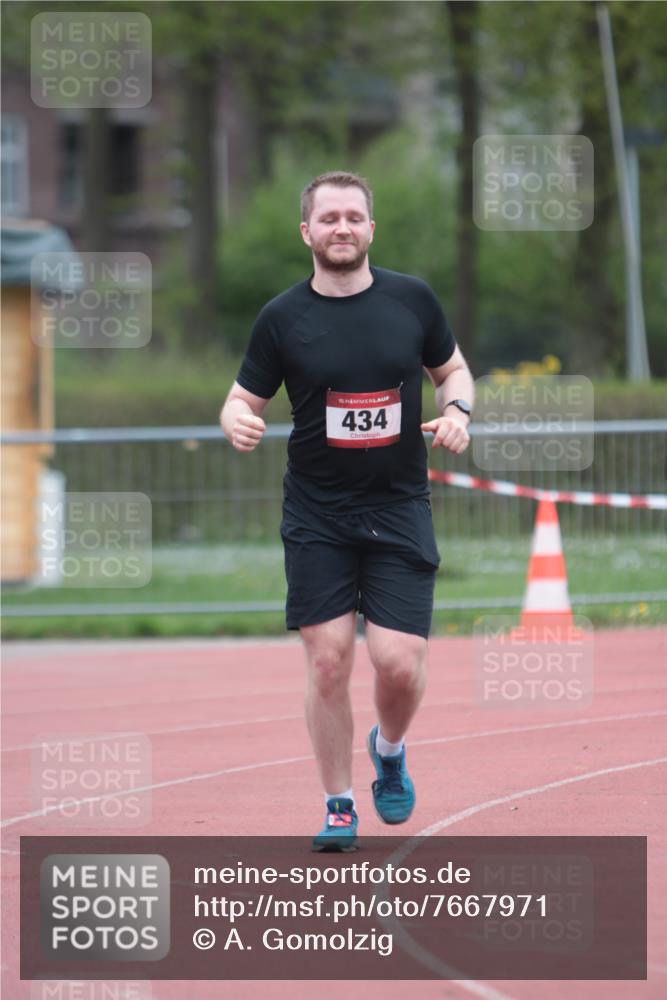 13.04.2025 - Hammer Lauf A. Gomolzig http://msf.ph/oto/7667971 13.04.2025 13:38:38 Ziel 434 meine-sportfotos.de