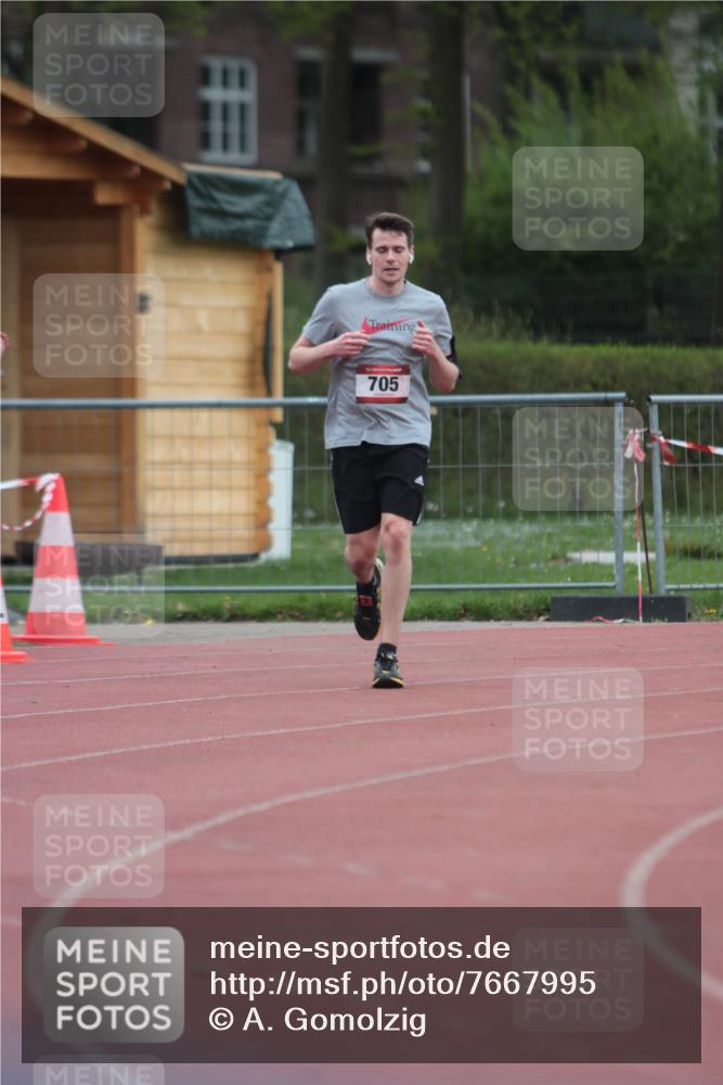13.04.2025 - Hammer Lauf A. Gomolzig http://msf.ph/oto/7667995 13.04.2025 13:44:20 Ziel 705 meine-sportfotos.de