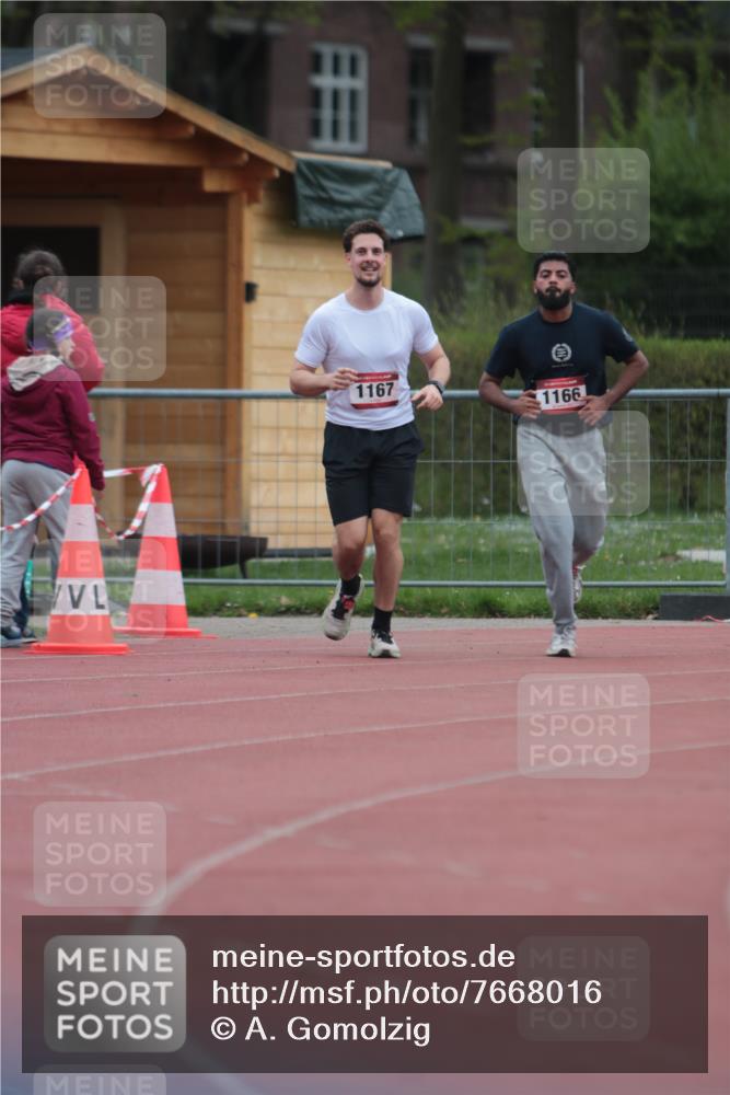 13.04.2025 - Hammer Lauf A. Gomolzig http://msf.ph/oto/7668016 13.04.2025 13:44:32 Ziel  meine-sportfotos.de