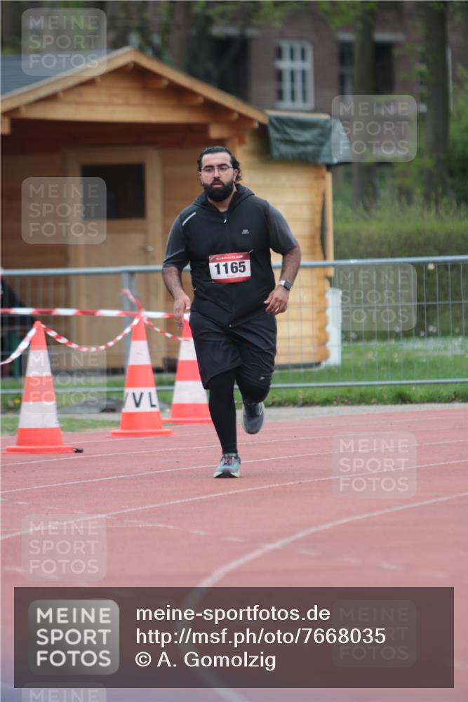 13.04.2025 - Hammer Lauf A. Gomolzig http://msf.ph/oto/7668035 13.04.2025 13:48:52 Ziel 1165 meine-sportfotos.de