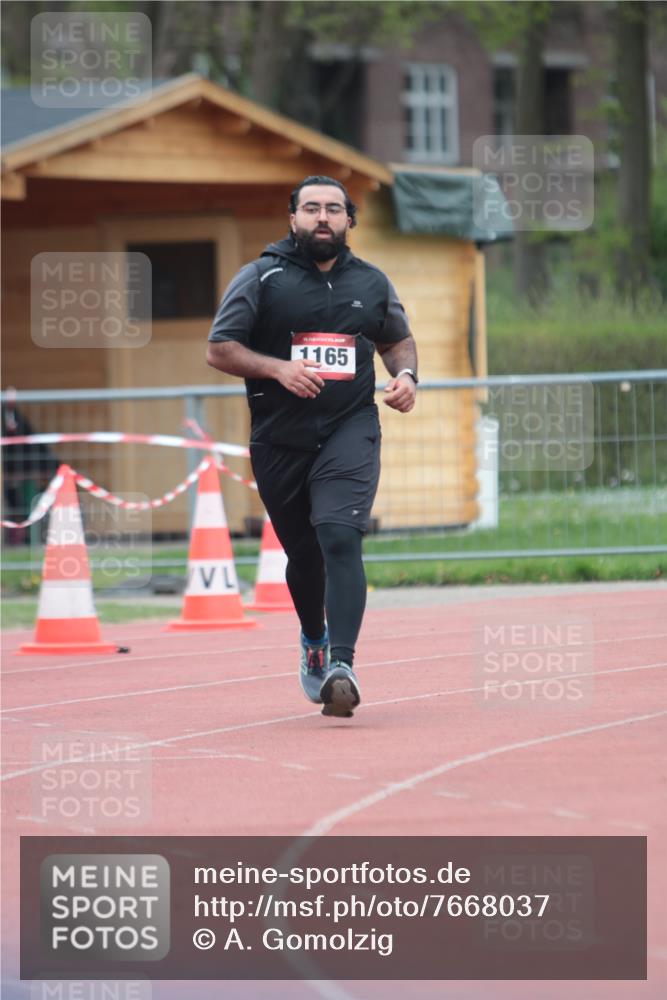 13.04.2025 - Hammer Lauf A. Gomolzig http://msf.ph/oto/7668037 13.04.2025 13:48:53 Ziel 1165 meine-sportfotos.de