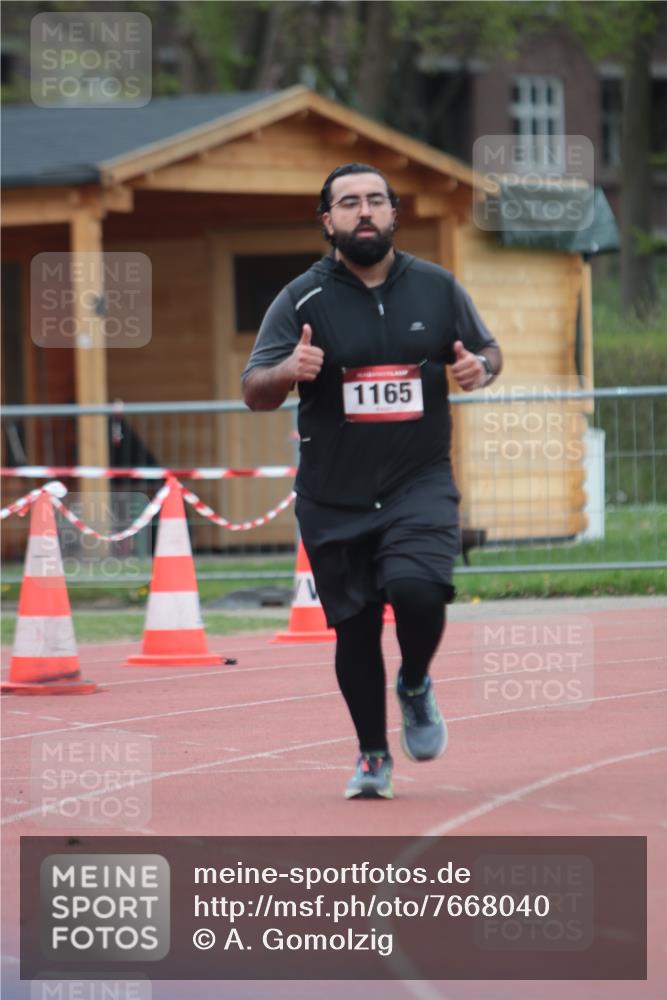 13.04.2025 - Hammer Lauf A. Gomolzig http://msf.ph/oto/7668040 13.04.2025 13:48:54 Ziel 1165 meine-sportfotos.de