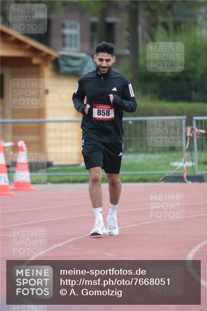13.04.2025 - Hammer Lauf A. Gomolzig http://msf.ph/oto/7668051 13.04.2025 13:51:47 Ziel 858 meine-sportfotos.de