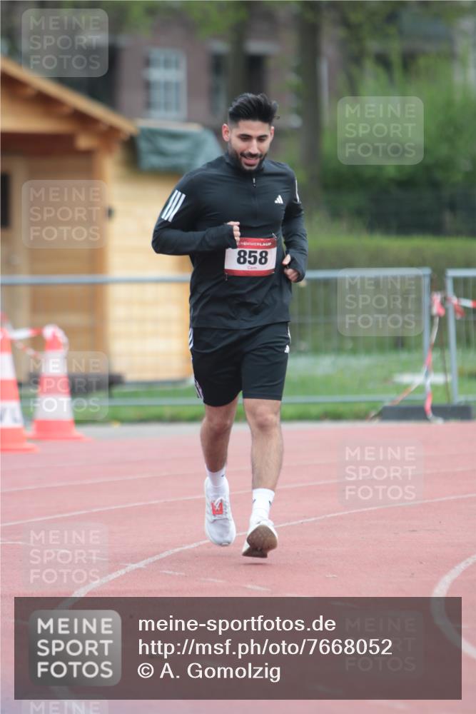 13.04.2025 - Hammer Lauf A. Gomolzig http://msf.ph/oto/7668052 13.04.2025 13:51:48 Ziel 858 meine-sportfotos.de