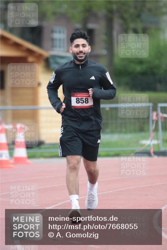 13.04.2025 - Hammer Lauf A. Gomolzig http://msf.ph/oto/7668055 13.04.2025 13:51:49 Ziel 858 meine-sportfotos.de