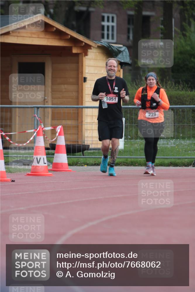 13.04.2025 - Hammer Lauf A. Gomolzig http://msf.ph/oto/7668062 13.04.2025 14:03:20 Ziel  meine-sportfotos.de