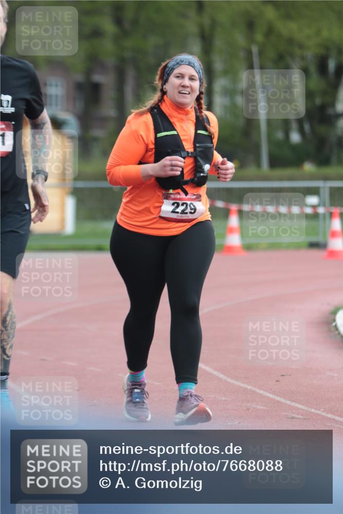 13.04.2025 - Hammer Lauf A. Gomolzig http://msf.ph/oto/7668088 13.04.2025 14:03:32 Ziel 229 meine-sportfotos.de