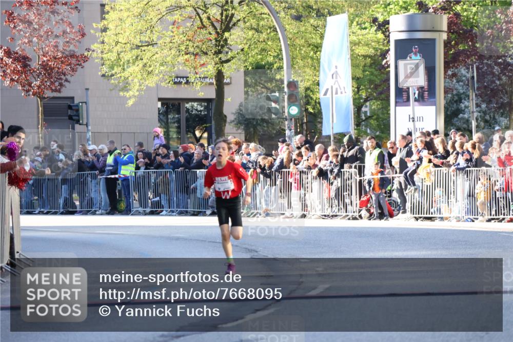 25.04.2025 - Das Zehntel Yannick Fuchs http://msf.ph/oto/7668095 26.04.2025 08:47:29 Ziel 3953 meine-sportfotos.de