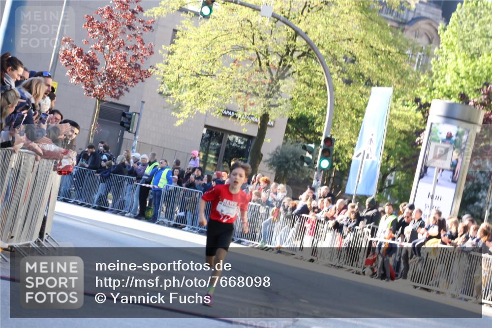 25.04.2025 - Das Zehntel Yannick Fuchs http://msf.ph/oto/7668098 26.04.2025 08:47:30 Ziel 3953 meine-sportfotos.de