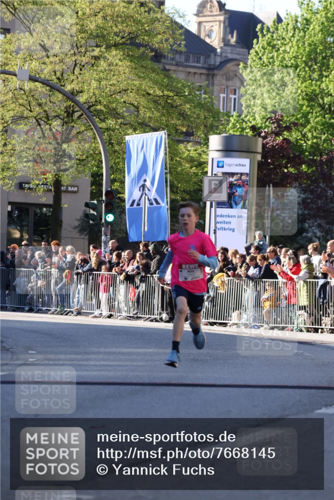 25.04.2025 - Das Zehntel Yannick Fuchs http://msf.ph/oto/7668145 26.04.2025 08:48:00 Ziel 3469 meine-sportfotos.de