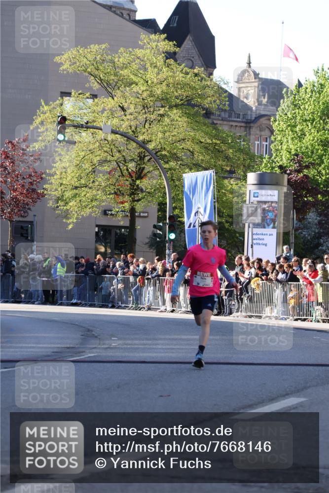 25.04.2025 - Das Zehntel Yannick Fuchs http://msf.ph/oto/7668146 26.04.2025 08:48:00 Ziel 3469 meine-sportfotos.de