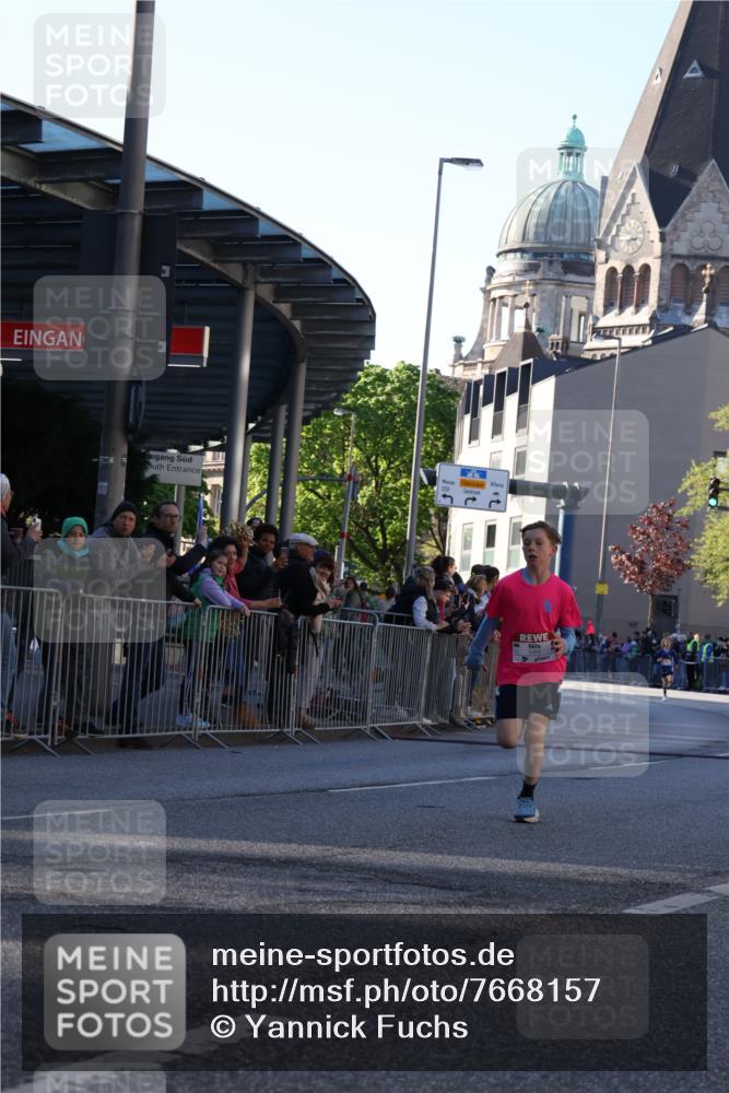 25.04.2025 - Das Zehntel Yannick Fuchs http://msf.ph/oto/7668157 26.04.2025 08:48:02 Ziel 2379, 2715, 3469 meine-sportfotos.de