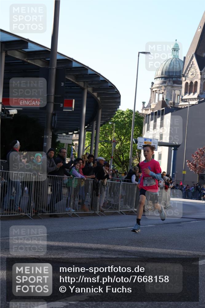 25.04.2025 - Das Zehntel Yannick Fuchs http://msf.ph/oto/7668158 26.04.2025 08:48:03 Ziel 2379, 2715, 3469 meine-sportfotos.de