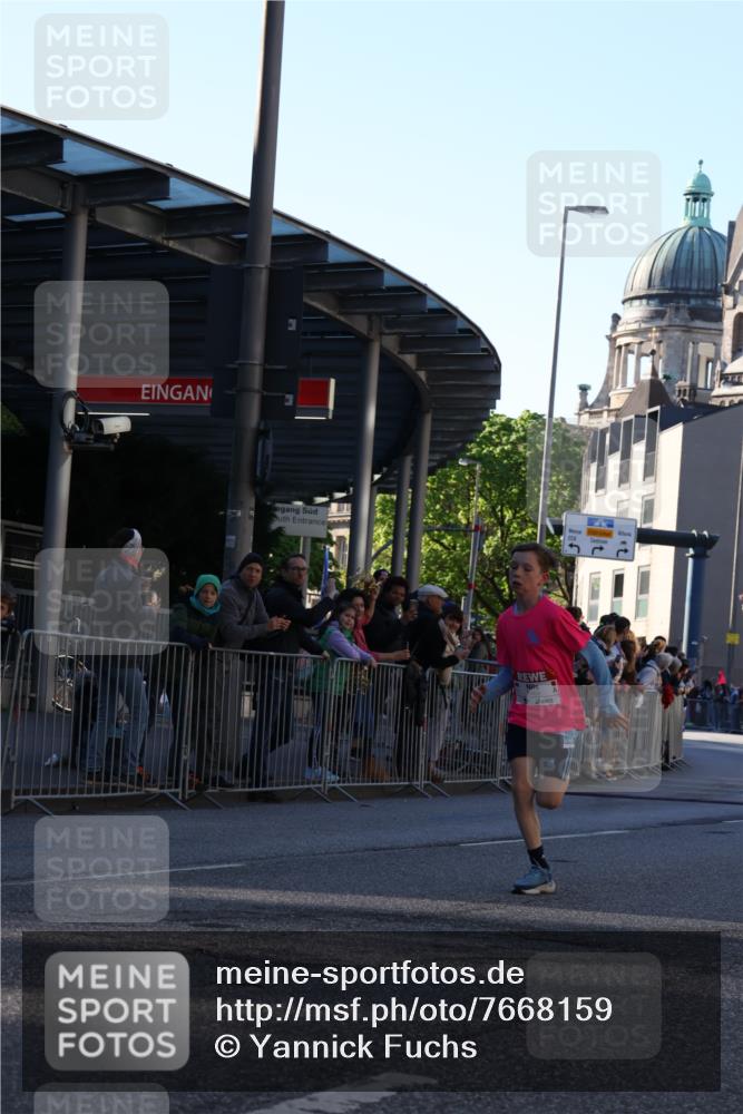 25.04.2025 - Das Zehntel Yannick Fuchs http://msf.ph/oto/7668159 26.04.2025 08:48:03 Ziel 2379, 2715, 3469 meine-sportfotos.de