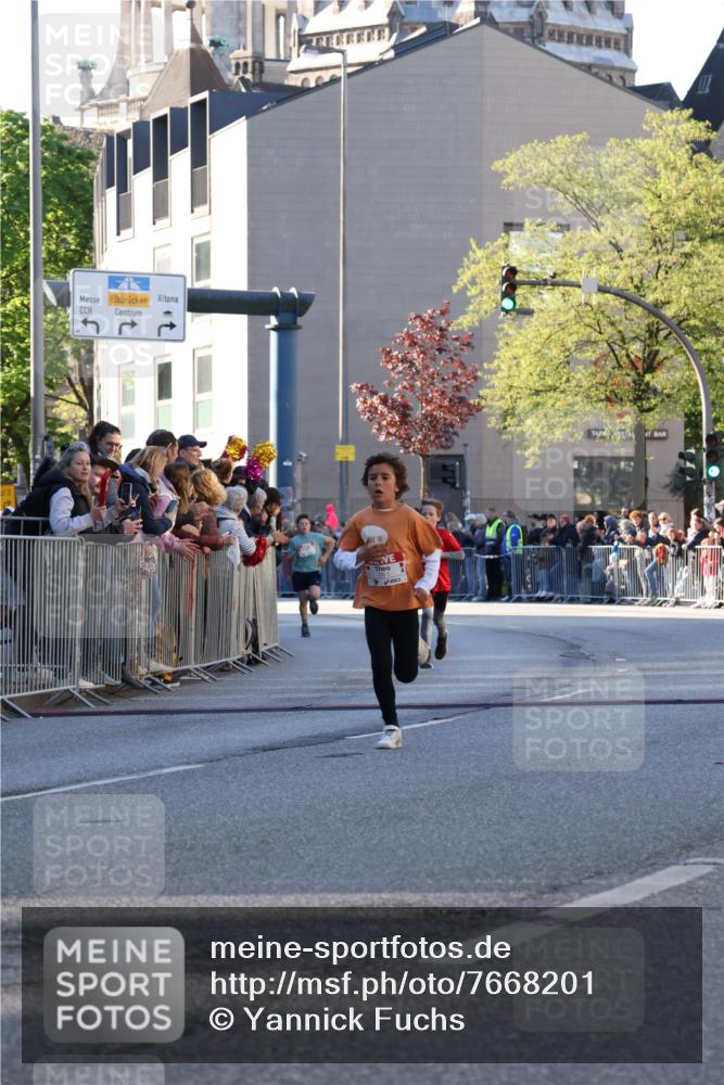 25.04.2025 - Das Zehntel Yannick Fuchs http://msf.ph/oto/7668201 26.04.2025 08:48:19 Ziel 1926, 2379, 2961, 2990, 3823 meine-sportfotos.de