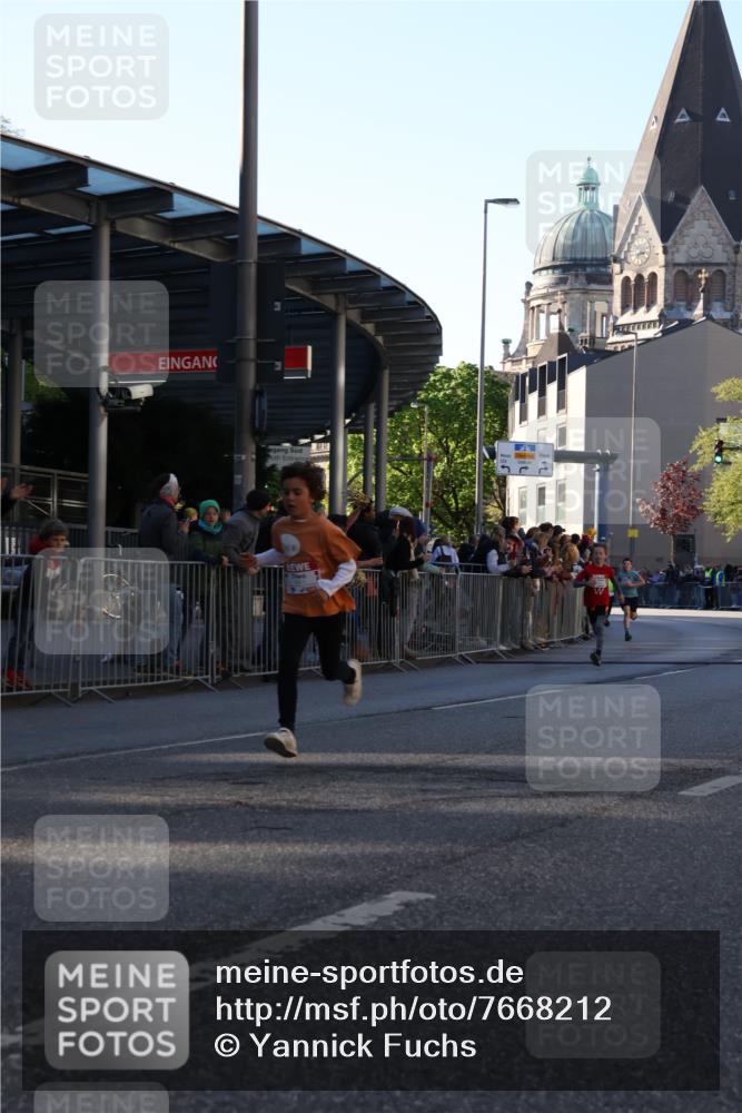 25.04.2025 - Das Zehntel Yannick Fuchs http://msf.ph/oto/7668212 26.04.2025 08:48:21 Ziel 1926, 2961, 2990, 3823 meine-sportfotos.de