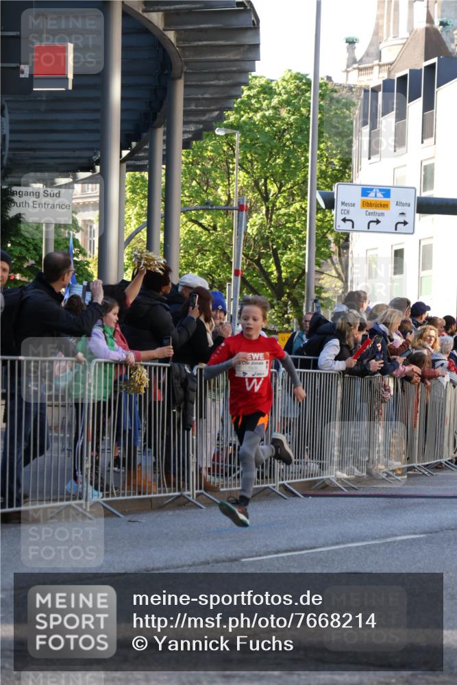 25.04.2025 - Das Zehntel Yannick Fuchs http://msf.ph/oto/7668214 26.04.2025 08:48:22 Ziel 1926, 2961, 2990, 3792, 3823 meine-sportfotos.de