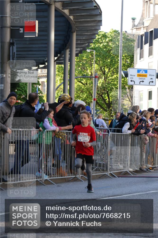 25.04.2025 - Das Zehntel Yannick Fuchs http://msf.ph/oto/7668215 26.04.2025 08:48:22 Ziel 1926, 2961, 2990, 3792, 3823 meine-sportfotos.de
