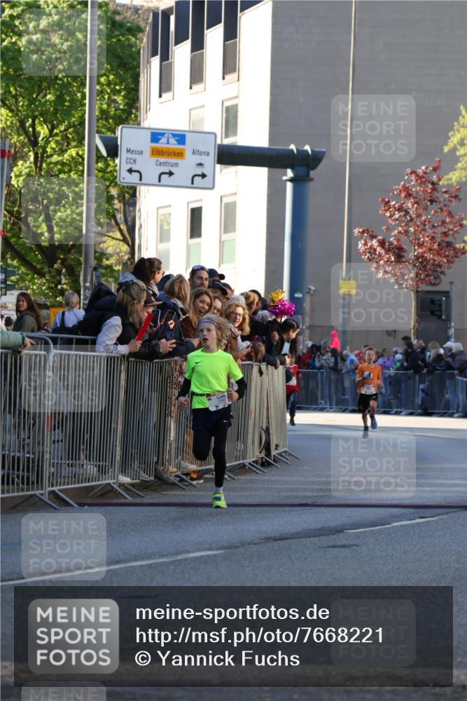 25.04.2025 - Das Zehntel Yannick Fuchs http://msf.ph/oto/7668221 26.04.2025 08:48:25 Ziel 1926, 1929, 2961, 2990, 3792, 3823 meine-sportfotos.de