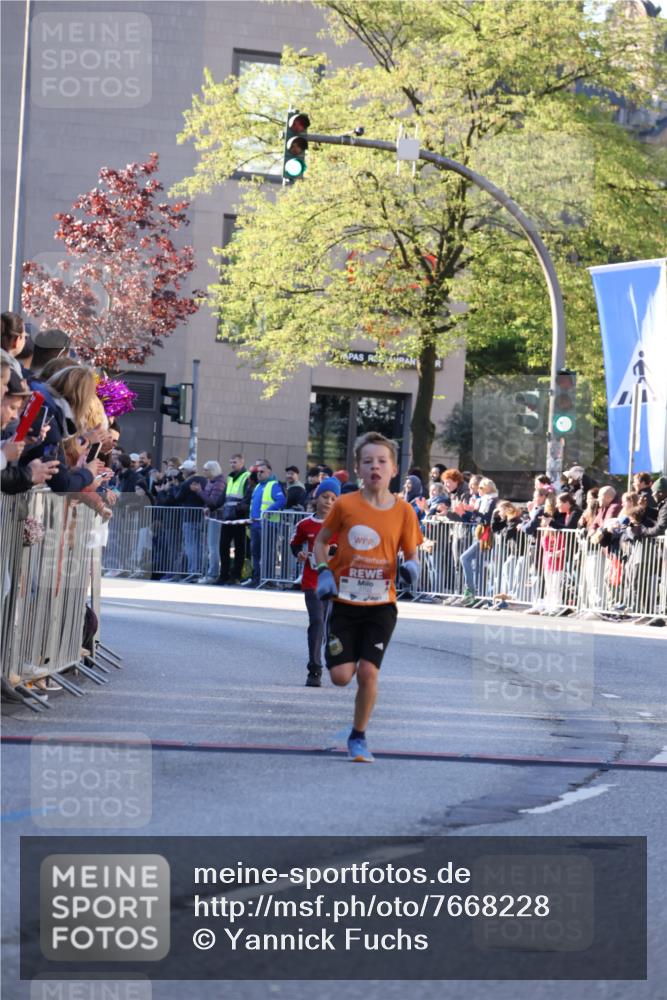 25.04.2025 - Das Zehntel Yannick Fuchs http://msf.ph/oto/7668228 26.04.2025 08:48:31 Ziel 1929, 2961, 2990, 3792 meine-sportfotos.de