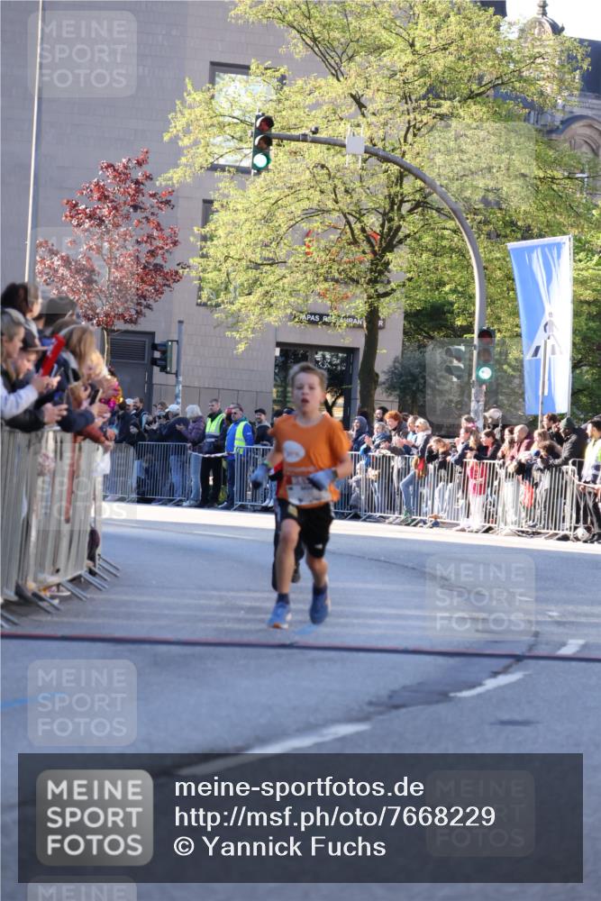 25.04.2025 - Das Zehntel Yannick Fuchs http://msf.ph/oto/7668229 26.04.2025 08:48:31 Ziel 1929, 2961, 2990, 3792 meine-sportfotos.de