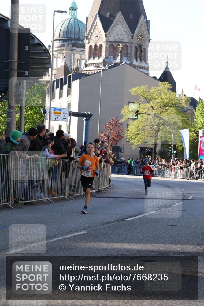 25.04.2025 - Das Zehntel Yannick Fuchs http://msf.ph/oto/7668235 26.04.2025 08:48:32 Ziel 1929, 2961, 2990, 3506, 3792 meine-sportfotos.de