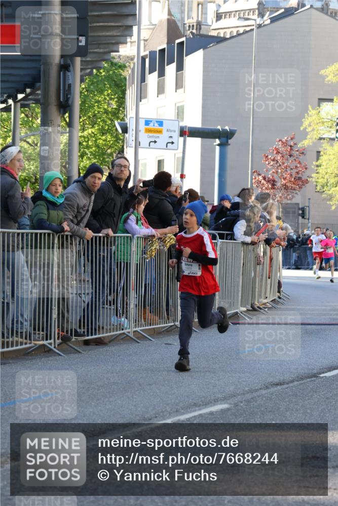 25.04.2025 - Das Zehntel Yannick Fuchs http://msf.ph/oto/7668244 26.04.2025 08:48:36 Ziel 1754, 1929, 3506, 3792 meine-sportfotos.de