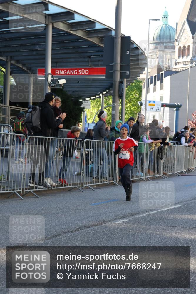 25.04.2025 - Das Zehntel Yannick Fuchs http://msf.ph/oto/7668247 26.04.2025 08:48:37 Ziel 1754, 1929, 3506, 3792 meine-sportfotos.de