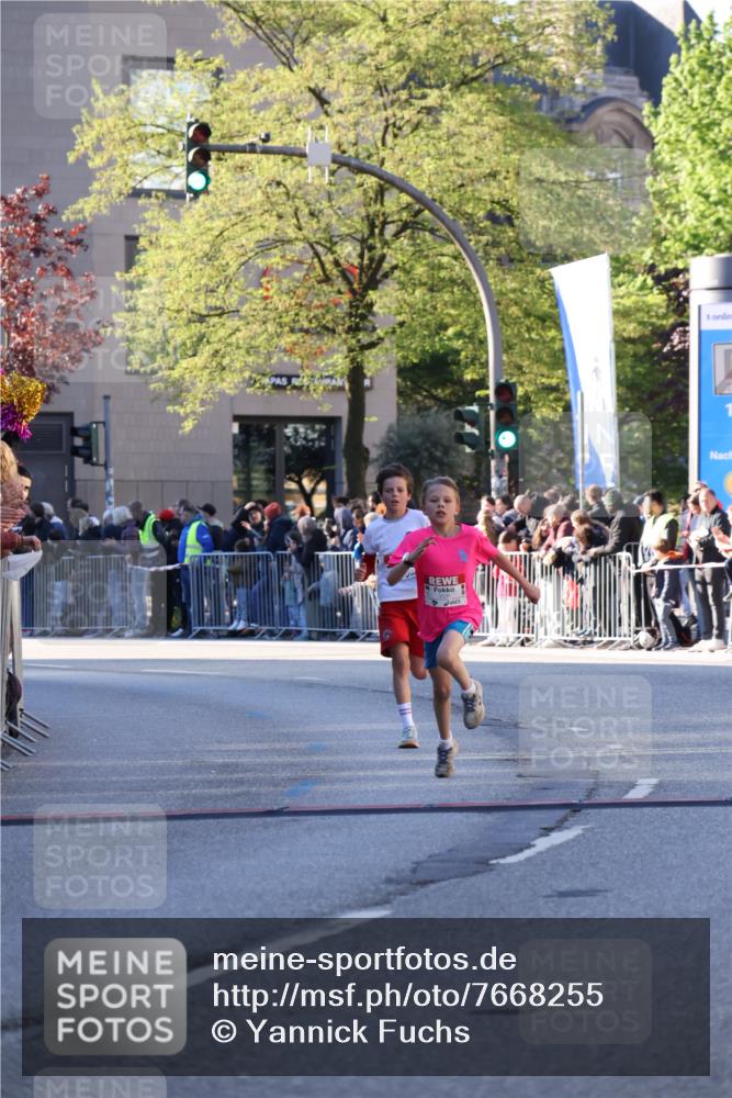 25.04.2025 - Das Zehntel Yannick Fuchs http://msf.ph/oto/7668255 26.04.2025 08:48:40 Ziel 1754, 1929, 3506 meine-sportfotos.de