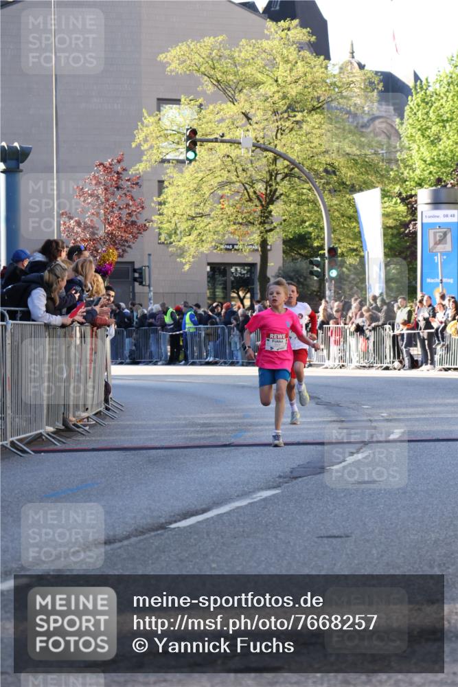 25.04.2025 - Das Zehntel Yannick Fuchs http://msf.ph/oto/7668257 26.04.2025 08:48:41 Ziel 1754, 1929, 3506 meine-sportfotos.de