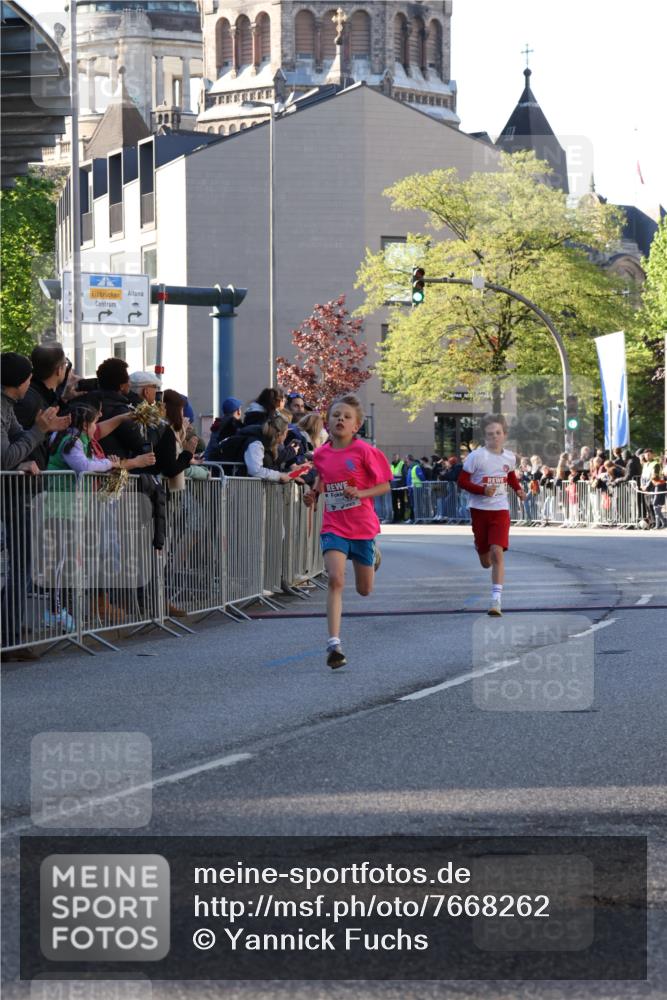 25.04.2025 - Das Zehntel Yannick Fuchs http://msf.ph/oto/7668262 26.04.2025 08:48:42 Ziel 1754, 1929, 3506 meine-sportfotos.de