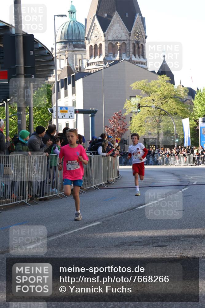 25.04.2025 - Das Zehntel Yannick Fuchs http://msf.ph/oto/7668266 26.04.2025 08:48:44 Ziel 1754, 3506 meine-sportfotos.de