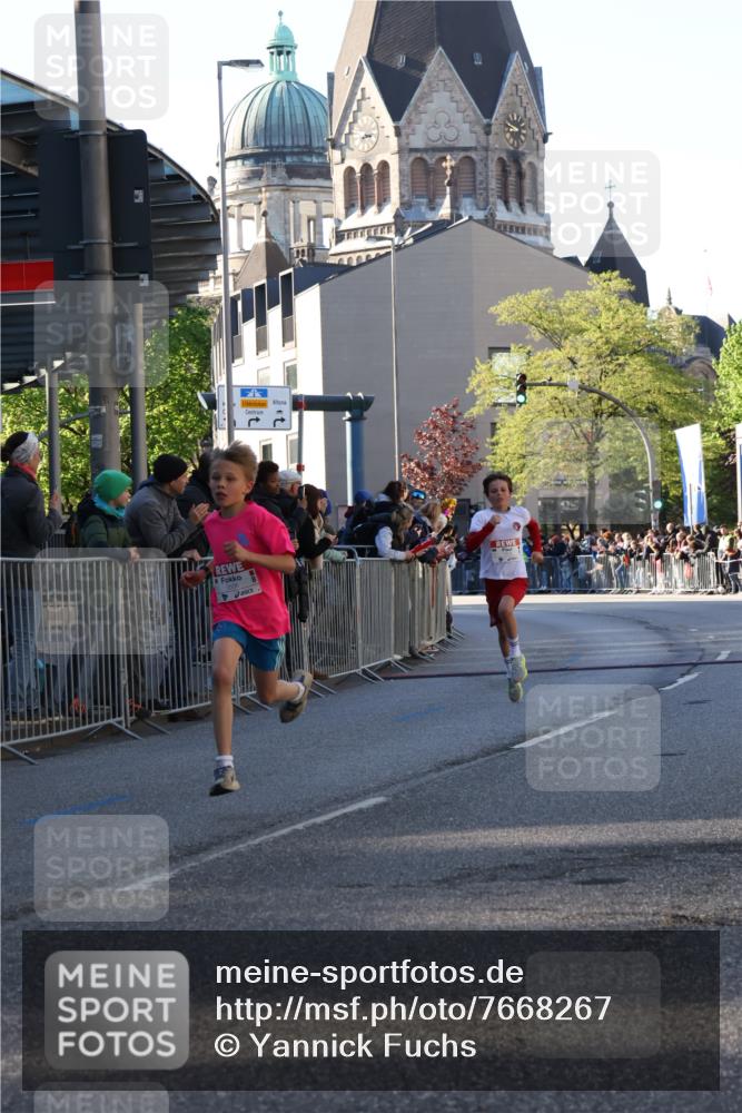 25.04.2025 - Das Zehntel Yannick Fuchs http://msf.ph/oto/7668267 26.04.2025 08:48:44 Ziel 1754, 3506 meine-sportfotos.de