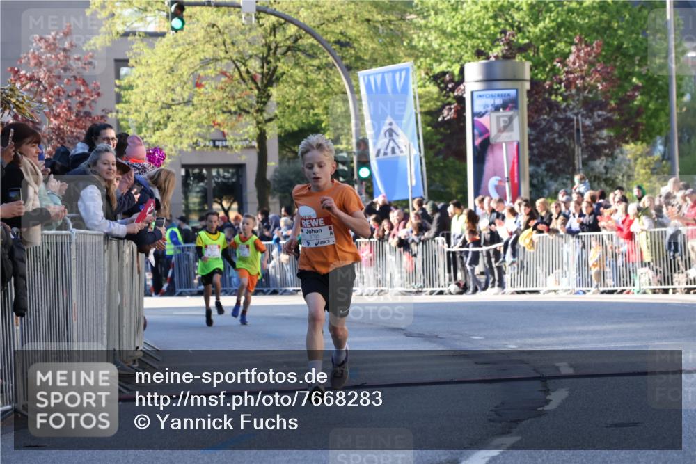 25.04.2025 - Das Zehntel Yannick Fuchs http://msf.ph/oto/7668283 26.04.2025 08:48:57 Ziel 1452, 2018, 3606, 3613, 3785 meine-sportfotos.de