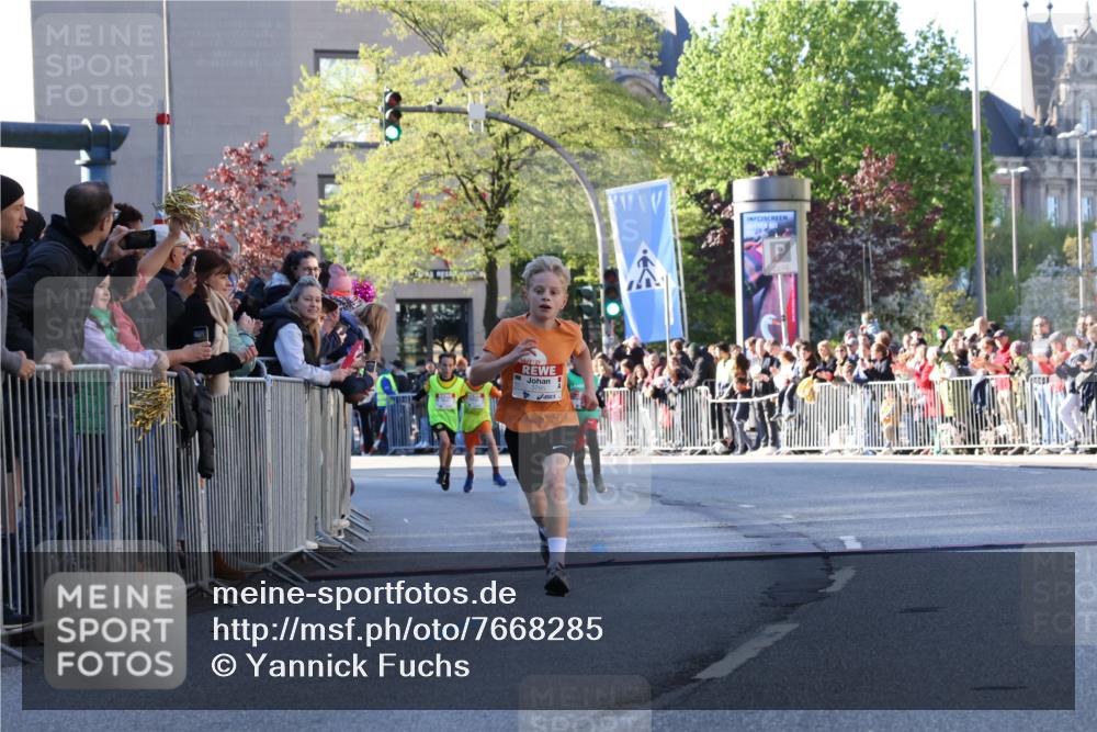 25.04.2025 - Das Zehntel Yannick Fuchs http://msf.ph/oto/7668285 26.04.2025 08:48:57 Ziel 1452, 2018, 3606, 3613, 3785 meine-sportfotos.de