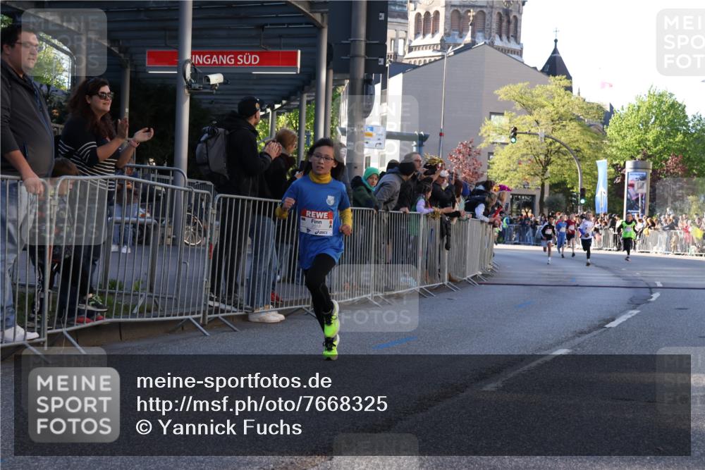 25.04.2025 - Das Zehntel Yannick Fuchs http://msf.ph/oto/7668325 26.04.2025 08:49:08 Ziel 1116, 1452, 1537, 1945, 2018, 2021, 2377, 2513, 2696, 3488, 3606, 3613 meine-sportfotos.de