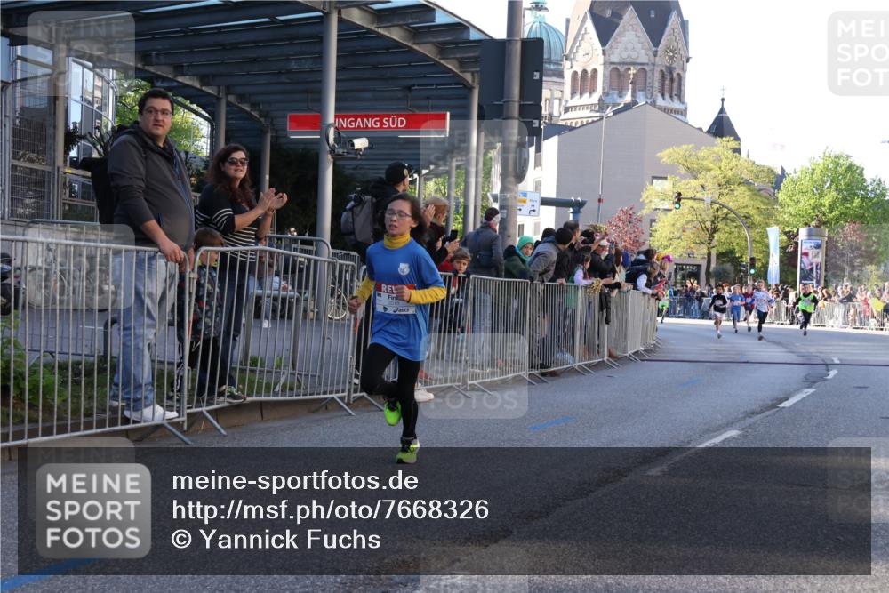 25.04.2025 - Das Zehntel Yannick Fuchs http://msf.ph/oto/7668326 26.04.2025 08:49:08 Ziel 1116, 1452, 1537, 1945, 2018, 2021, 2377, 2513, 2696, 3488, 3606, 3613 meine-sportfotos.de