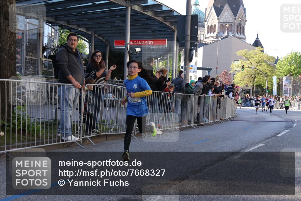 25.04.2025 - Das Zehntel Yannick Fuchs http://msf.ph/oto/7668327 26.04.2025 08:49:08 Ziel 1116, 1452, 1537, 1945, 2018, 2021, 2377, 2513, 2696, 3488, 3606, 3613 meine-sportfotos.de