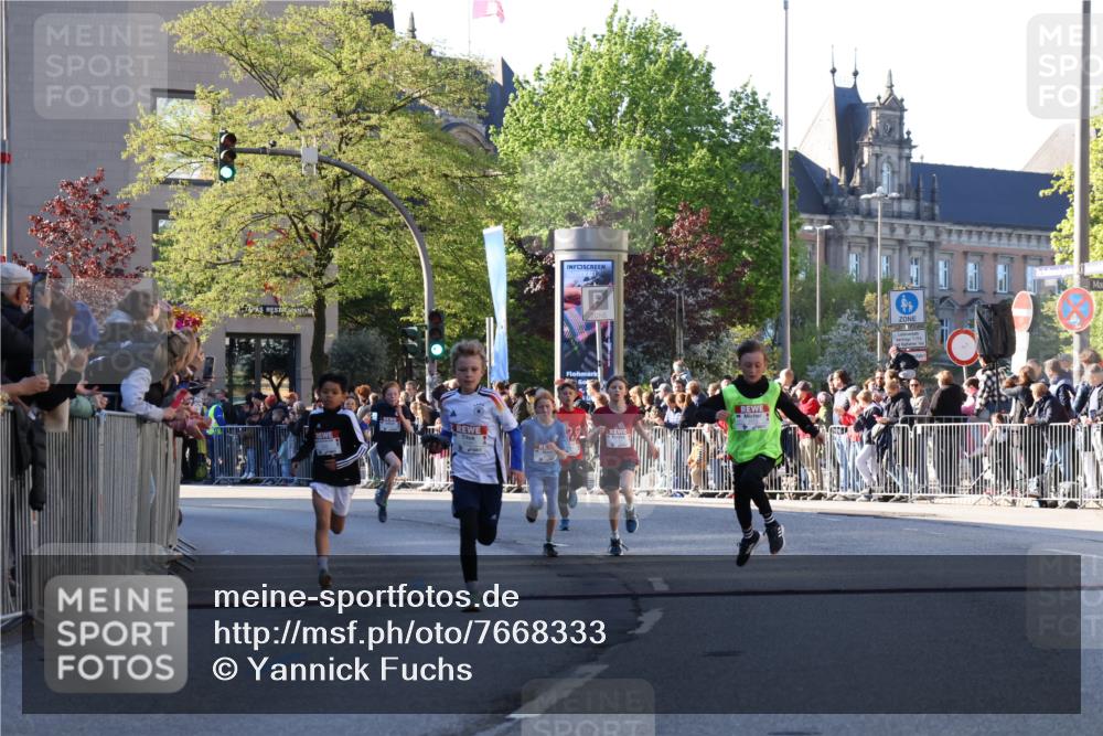 25.04.2025 - Das Zehntel Yannick Fuchs http://msf.ph/oto/7668333 26.04.2025 08:49:11 Ziel 1116, 1537, 1945, 2018, 2021, 2377, 2513, 2696, 3488 meine-sportfotos.de