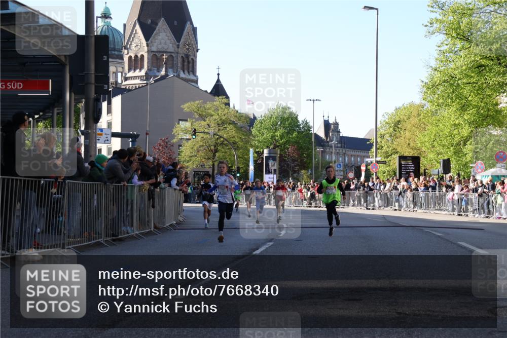 25.04.2025 - Das Zehntel Yannick Fuchs http://msf.ph/oto/7668340 26.04.2025 08:49:12 Ziel 1116, 1537, 1945, 2018, 2021, 2377, 2513, 2696, 3488 meine-sportfotos.de