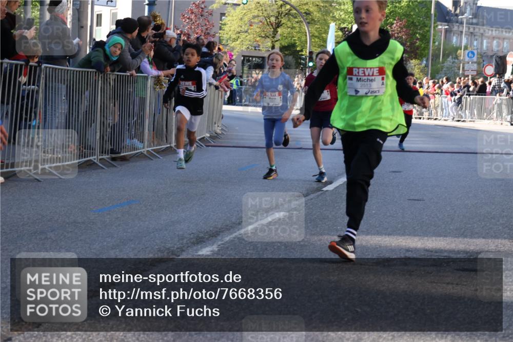 25.04.2025 - Das Zehntel Yannick Fuchs http://msf.ph/oto/7668356 26.04.2025 08:49:14 Ziel 1116, 1537, 1945, 2021, 2377, 2513, 2696, 3488 meine-sportfotos.de