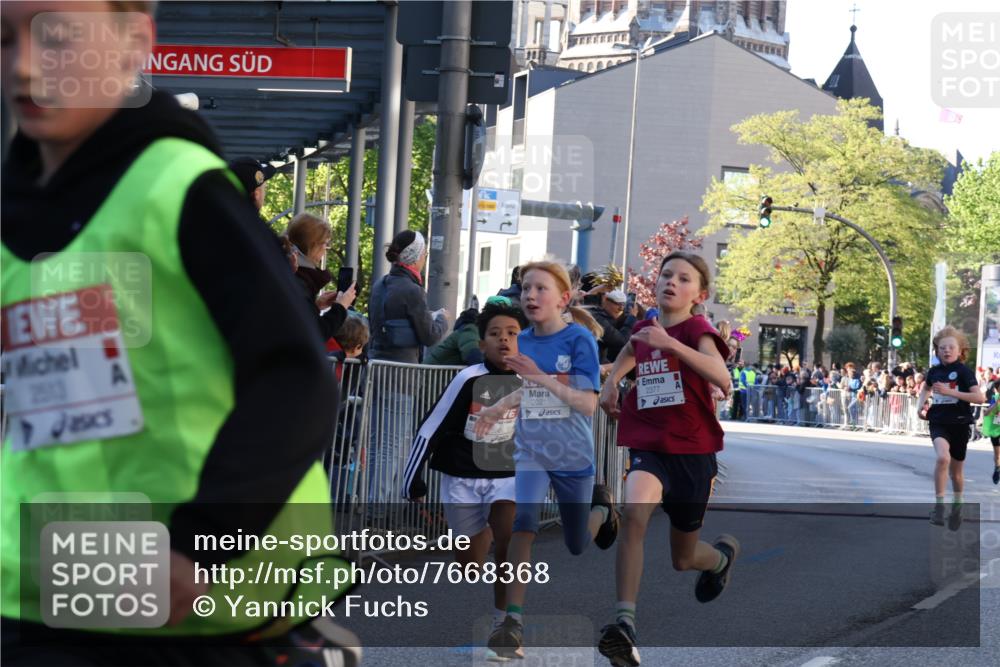 25.04.2025 - Das Zehntel Yannick Fuchs http://msf.ph/oto/7668368 26.04.2025 08:49:15 Ziel 1116, 1537, 1945, 2021, 2377, 2513, 2696, 3488 meine-sportfotos.de